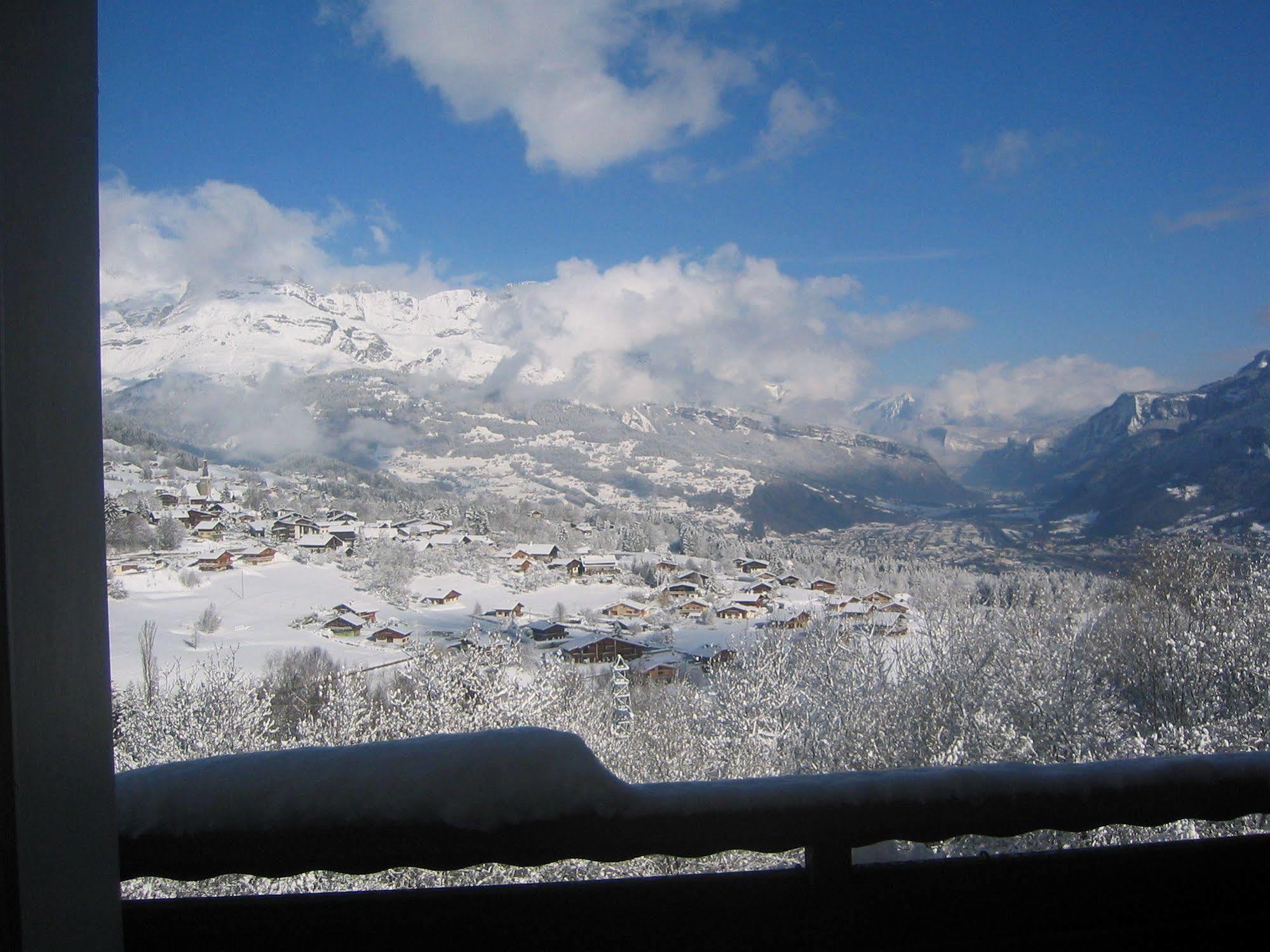 Les Aravis - Combloux Hotel Exterior foto